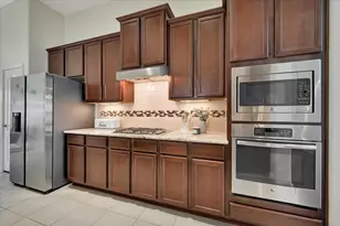 2295 Ashley Falls Ln, League City, TX 77573 - Photo 11