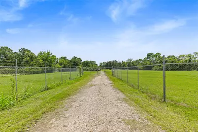 10973 Longstreet Road, Willis, TX 77318 - Photo 37