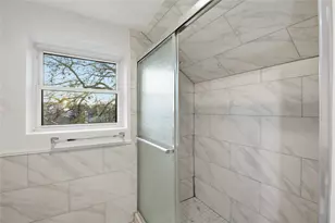 4718 N Braeswood Blvd, Houston, TX 77096 - Photo 43