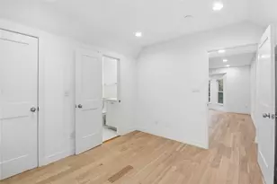 4718 N Braeswood Blvd, Houston, TX 77096 - Photo 27