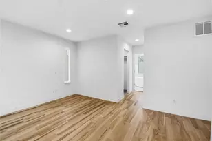 4718 N Braeswood Blvd, Houston, TX 77096 - Photo 33