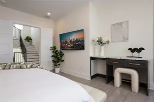 913 Thompson St, Houston, TX 77007 - Photo 13