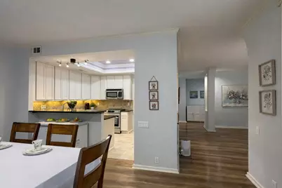 35 Litchfield Lane #229, Houston, TX 77024 - Photo 7