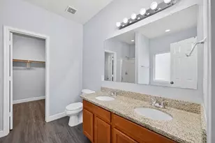 2522 Knoll Shadows Ln, Katy, TX 77449 - Photo 9