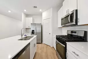 6658 Lahna Oak Dr, Conroe, TX 77304 - Photo 3