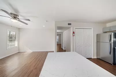 6403 Sloan Street #16, Houston, TX 77087 - Photo 11