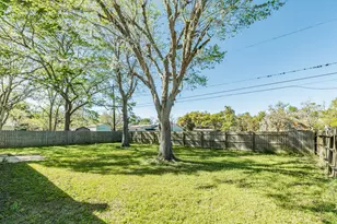530 Tall Timber Dr, West Columbia, TX 77486 - Photo 21