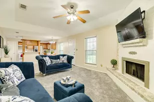 530 Tall Timber Dr, West Columbia, TX 77486 - Photo 9