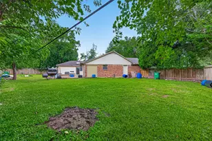 13318 Ascot Glen Ln, Houston, TX 77082 - Photo 35