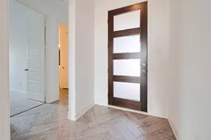 3019 Golden Isle Dr, Texas City, TX 77568 - Photo 3