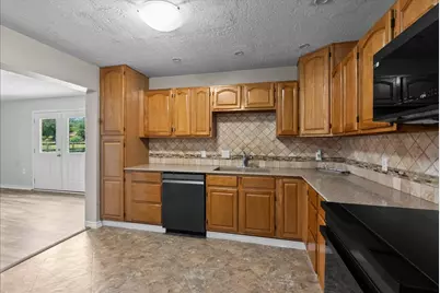 4714 Woodland Lane, Old River-Winfree, TX 77535 - Photo 25