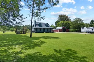 4714 Woodland Ln, Old River Winfree, TX 77535 - Photo 3