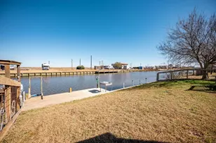 599 County Rd 299, Sargent, TX 77414 - Photo 7