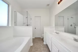 2705 Calico Creek Ln, Pearland, TX 77584 - Photo 11