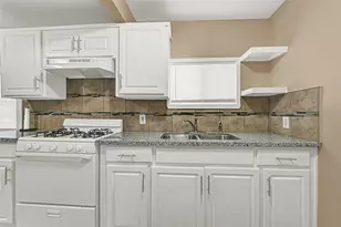 305 N Live Oak St, Houston, TX 77003 - Photo 7