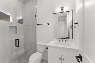 1104 Gibbs St, Houston, TX 77009 - Photo 19