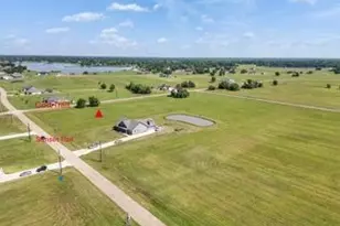 569 Quarter Horse Trail, Angleton, TX 77515 - Photo 1
