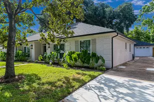 5827 Dumfries Dr, Houston, TX 77096 - Photo 3