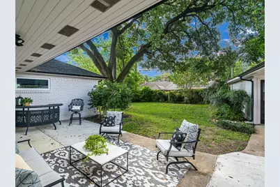 5827 Dumfries Drive, Houston, TX 77096 - Photo 35