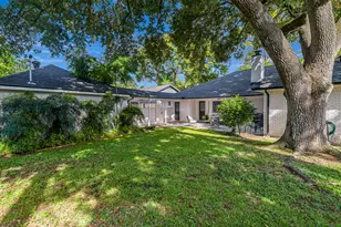 5827 Dumfries Dr, Houston, TX 77096 - Photo 39