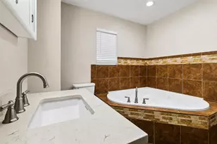 300 Hidden Oaks Dr, Point Blank, TX 77364 - Photo 17