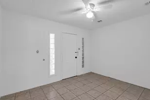 3922 Simsbrook Dr, Houston, TX 77045 - Photo 15