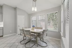 8314 Hunters Village Dr, Humble, TX 77346 - Photo 5