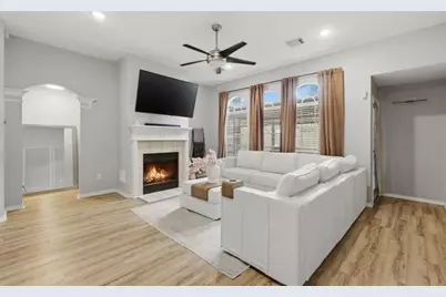 8314 Hunters Village Drive, Humble, TX 77346 - Photo 9