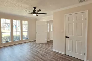 16627 Aldenham Pl, Spring, TX 77379 - Photo 11