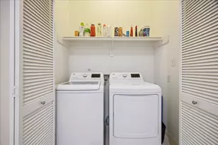 1001 Van Buren St, Houston, TX 77019 - Photo 29