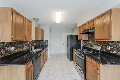 8906 Belle Glen Drive, Houston, TX 77099 - Photo 7