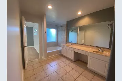 3710 Sherwood Lane #109, Houston, TX 77092 - Photo 35