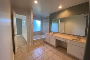 3710 Sherwood Ln, Houston, TX 77092 - Photo 35