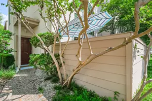 2125 Augusta Dr, Houston, TX 77057 - Photo 3