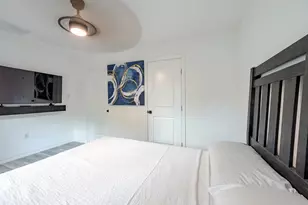 4805 Southwind St, Houston, TX 77033 - Photo 11