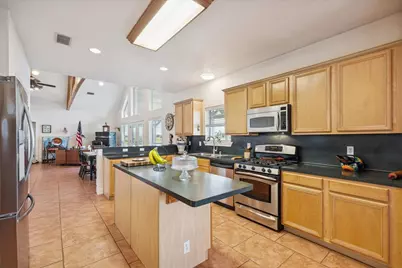 32410 Phyling Rd, Waller, TX 77484 - Photo 7