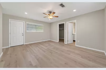 702 Rosewood Drive, Baytown, TX 77520 - Photo 39