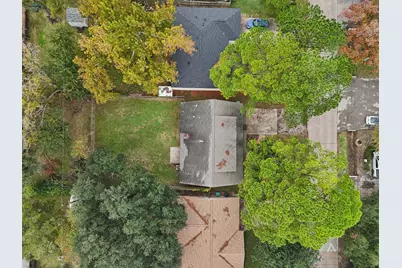 10647 Hazelhurst Drive, Houston, TX 77043 - Photo 37