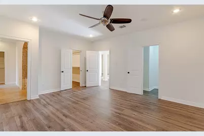 14102 Briarhills Parkway, Houston, TX 77077 - Photo 25