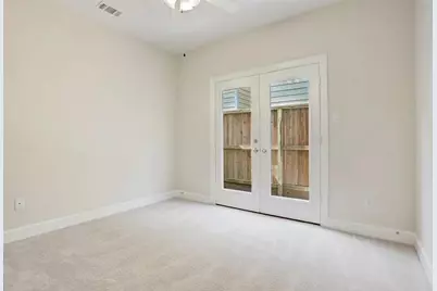 11512 Main Cypress Drive, Houston, TX 77025 - Photo 9