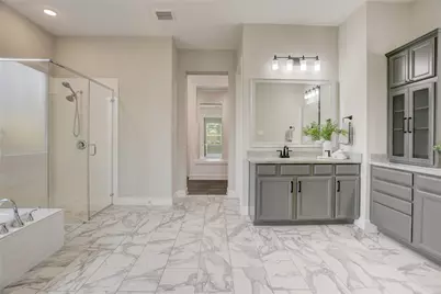 10615 Parkwood Court, Missouri City, TX 77459 - Photo 15
