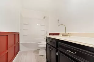 302 Bowie St, West Columbia, TX 77486 - Photo 15