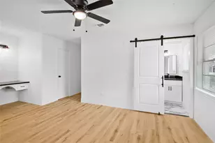 615 S 7th St, La Porte, TX 77571 - Photo 23