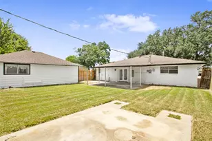 615 S 7th St, La Porte, TX 77571 - Photo 39