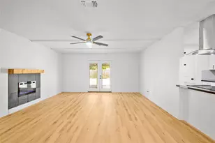 615 S 7th St, La Porte, TX 77571 - Photo 17