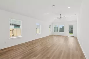 3339 Silvery Bryum Dr, Rosenberg, TX 77471 - Photo 3