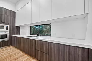 807 Memorial Heights Dr, Houston, TX 77007 - Photo 11