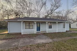 4984 Fm 977, Leona, TX 75850 - Photo 1