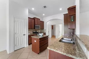 1719 Summergate Dr, Conroe, TX 77304 - Photo 13