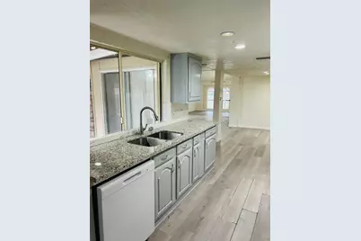 16902 Castle Fraser Drive, Houston, TX 77084 - Photo 11